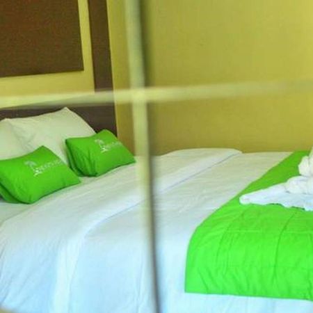 Kuta Indah Hotel Εξωτερικό φωτογραφία