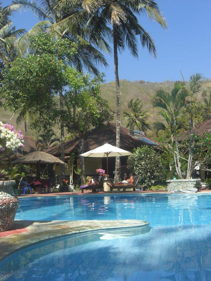 Kuta Indah Hotel Εξωτερικό φωτογραφία