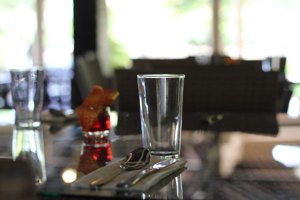 Kuta Indah Hotel Εξωτερικό φωτογραφία