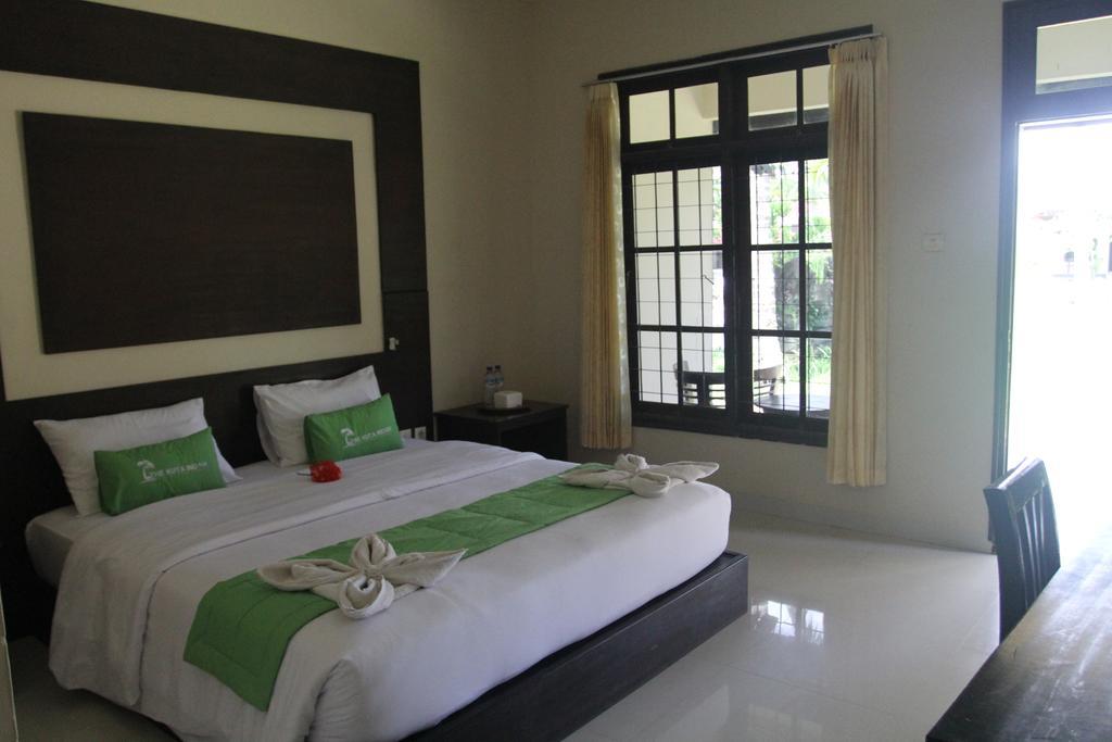 Kuta Indah Hotel Εξωτερικό φωτογραφία