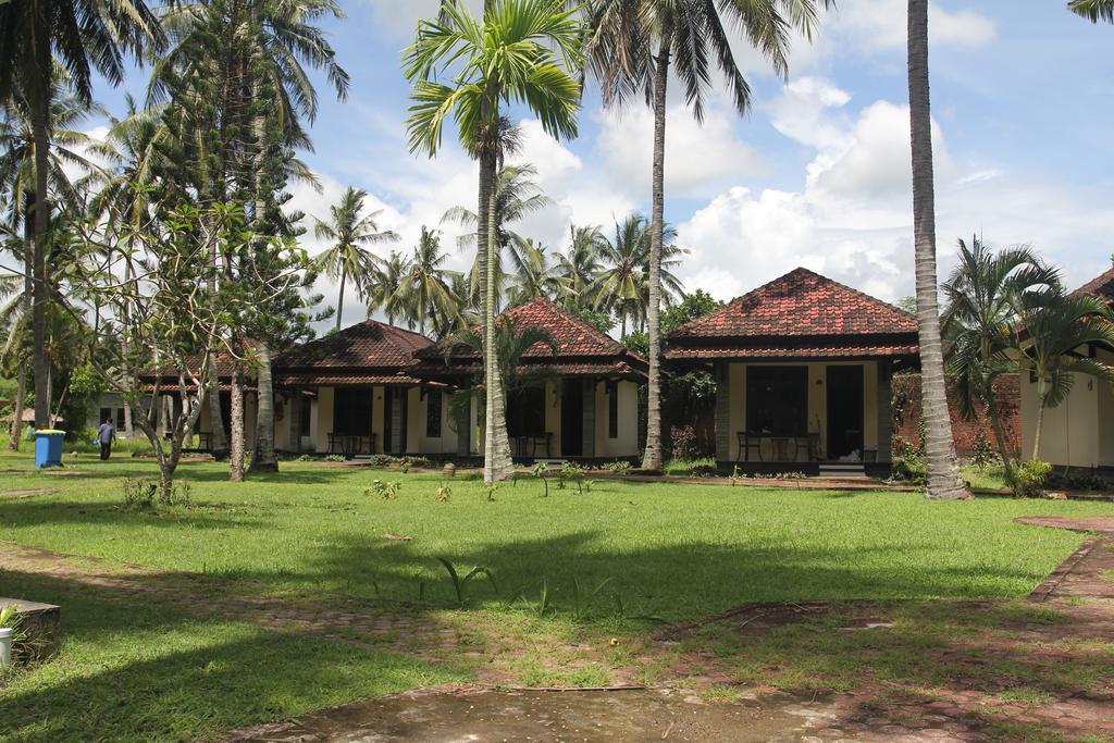 Kuta Indah Hotel Εξωτερικό φωτογραφία