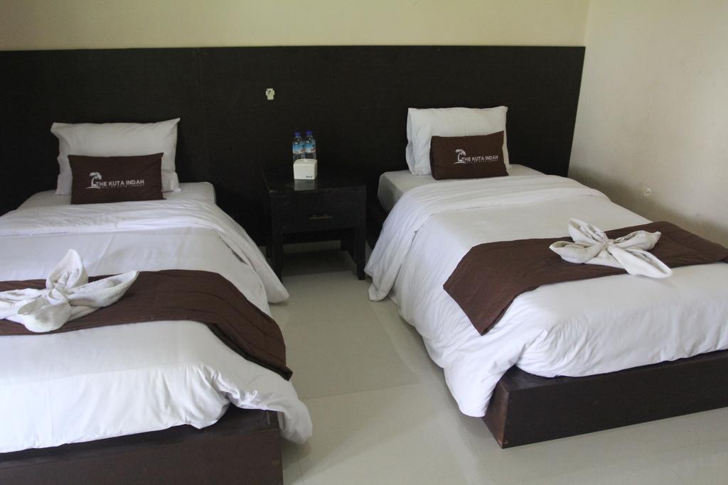 Kuta Indah Hotel Εξωτερικό φωτογραφία