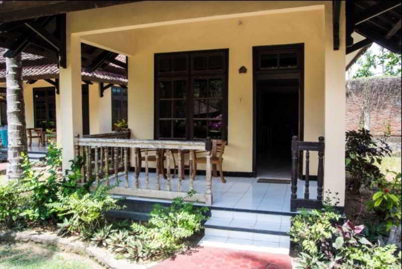Kuta Indah Hotel Εξωτερικό φωτογραφία