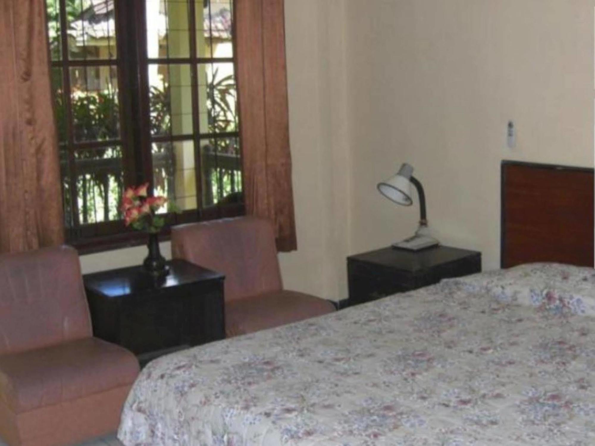 Kuta Indah Hotel Εξωτερικό φωτογραφία