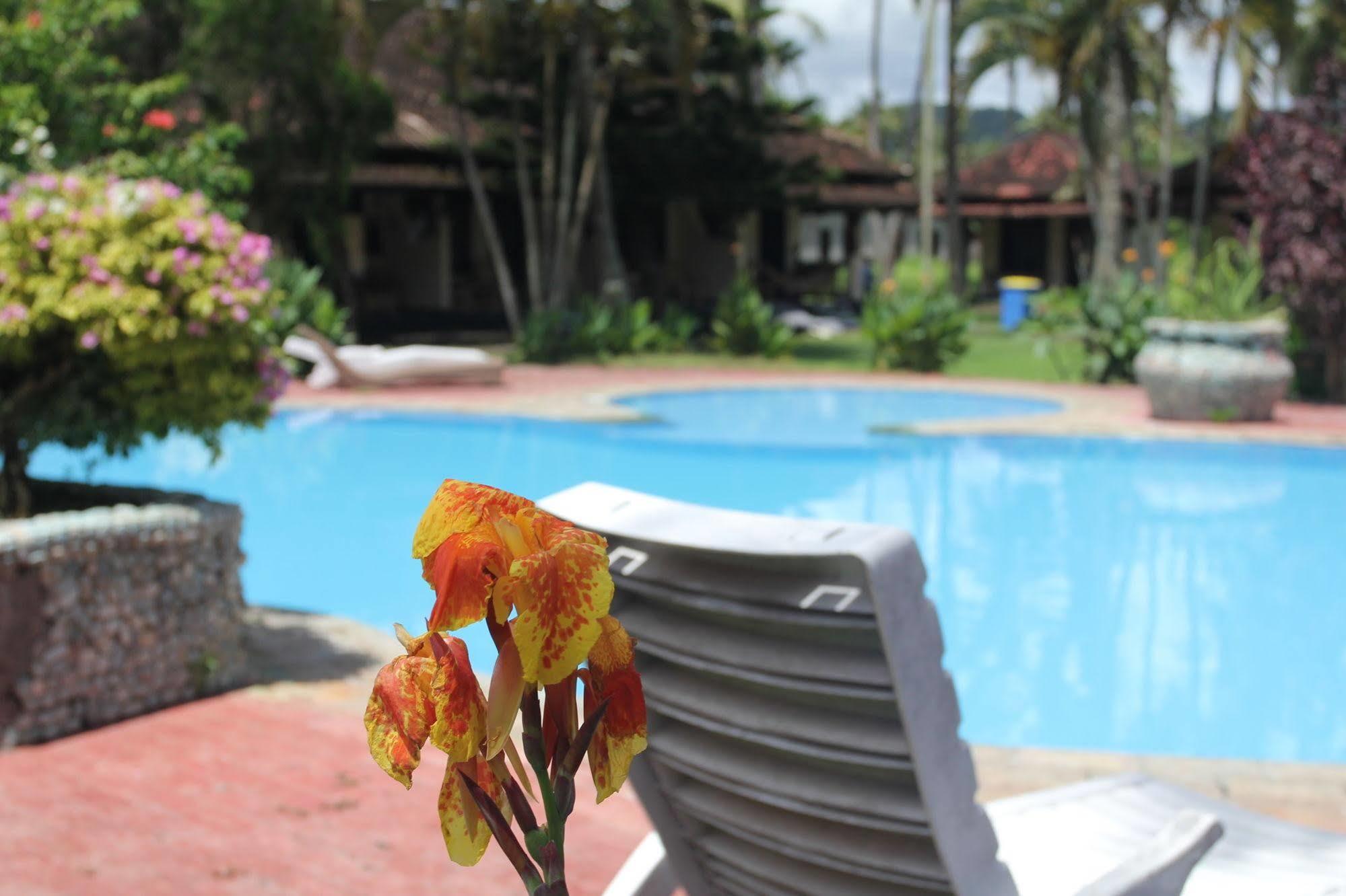 Kuta Indah Hotel Εξωτερικό φωτογραφία