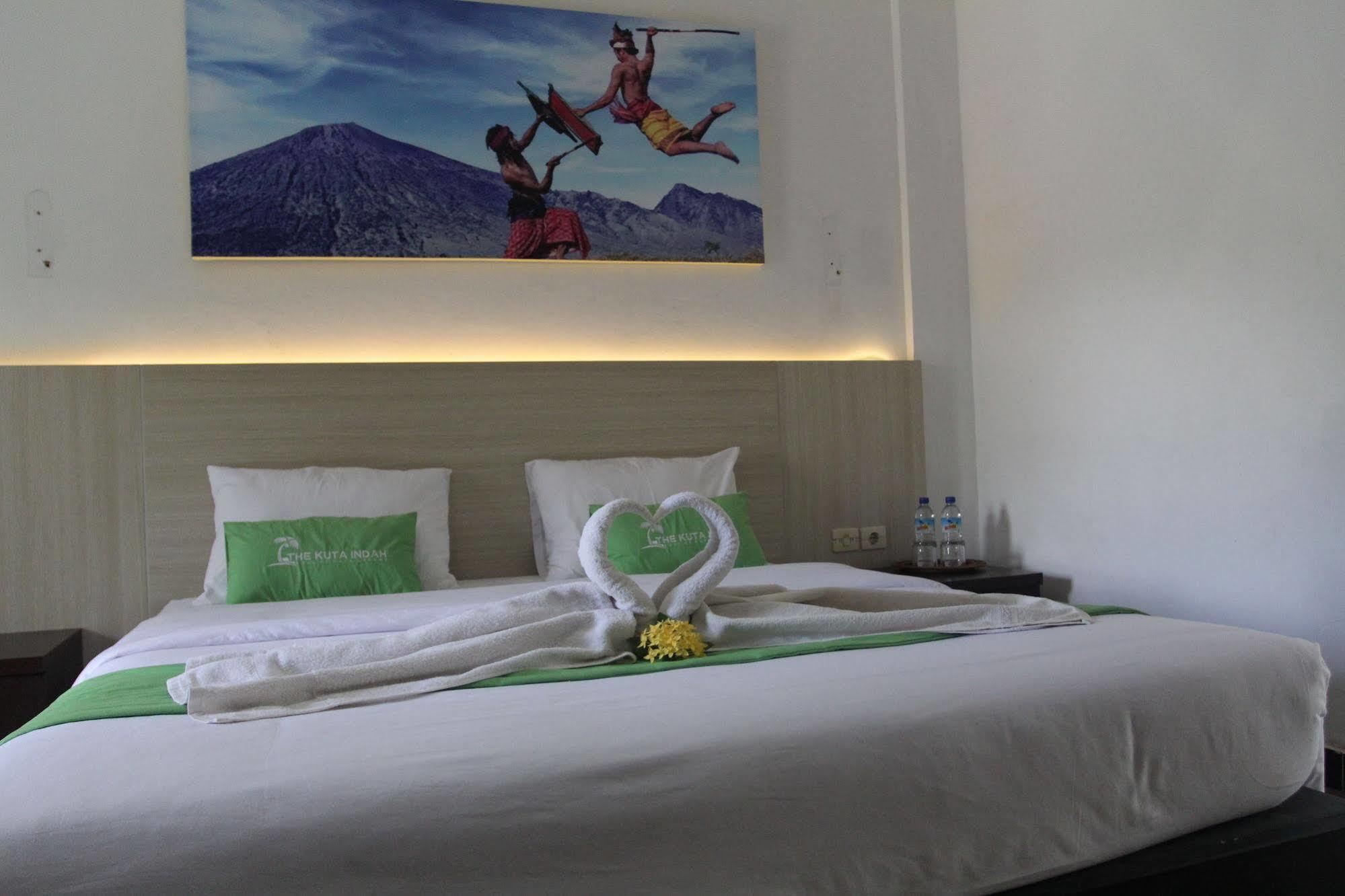 Kuta Indah Hotel Εξωτερικό φωτογραφία