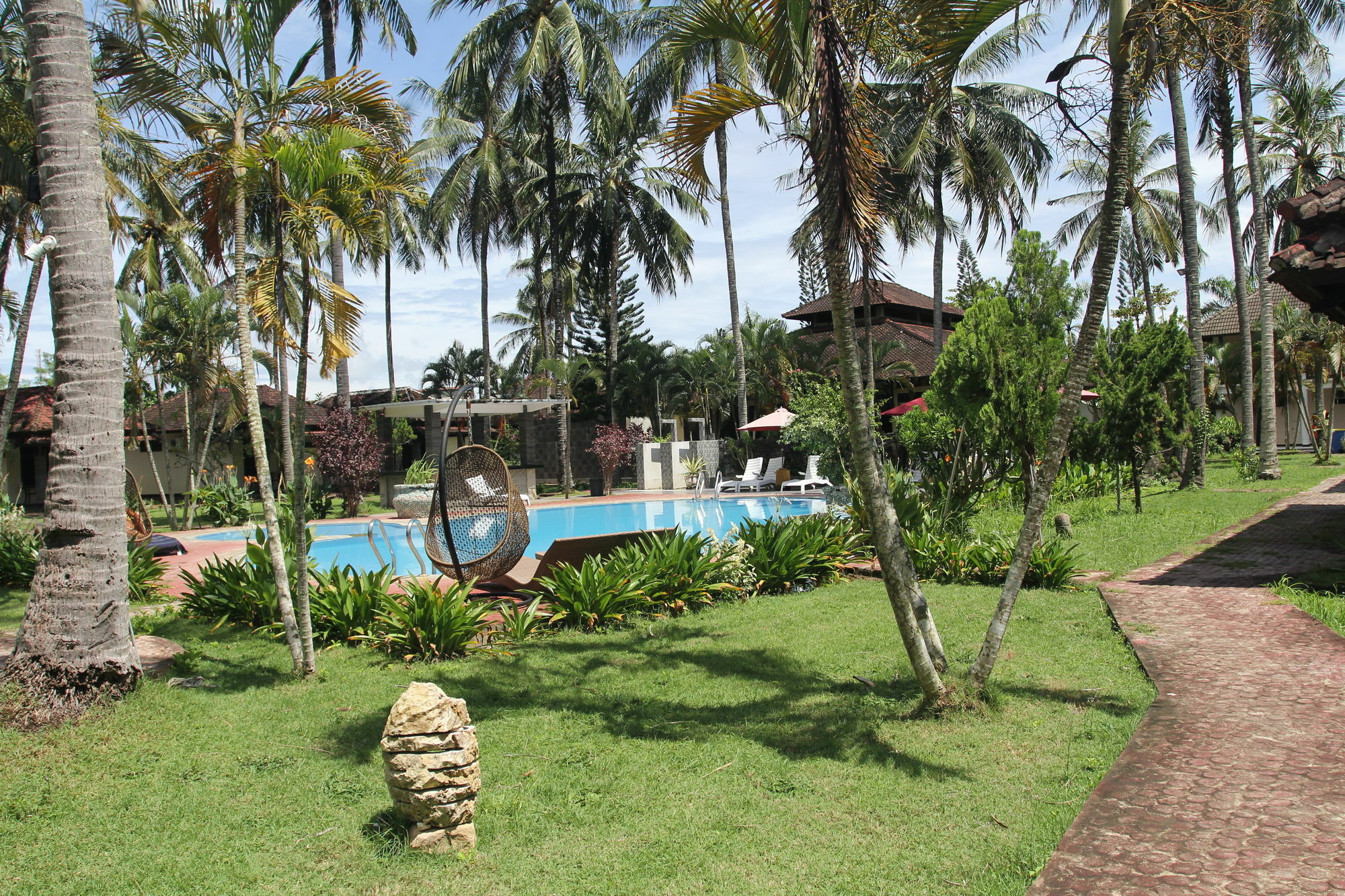 Kuta Indah Hotel Εξωτερικό φωτογραφία